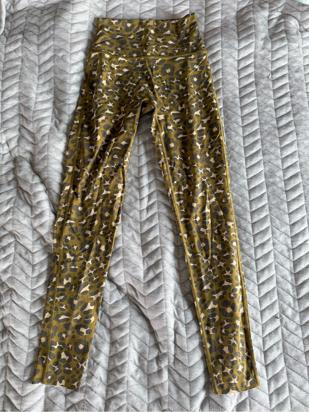 Aerie Olive Green Leopard Print Leggings